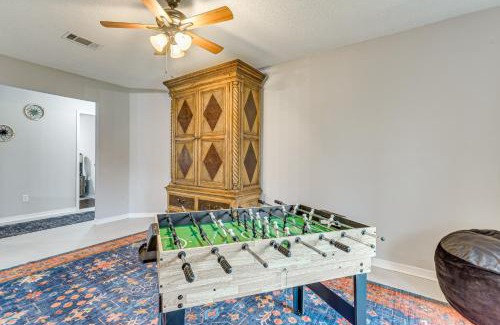 Gulf Breeze House | Dogs Welcome, 1 Mi to Zoo Gulf Breeze Retreat!