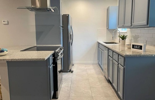 Mesquite House | Dogwood · Beautiful Renovated Open Space Full House