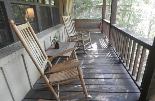 Robbinsville House | Dogwood Ridge Mountain House