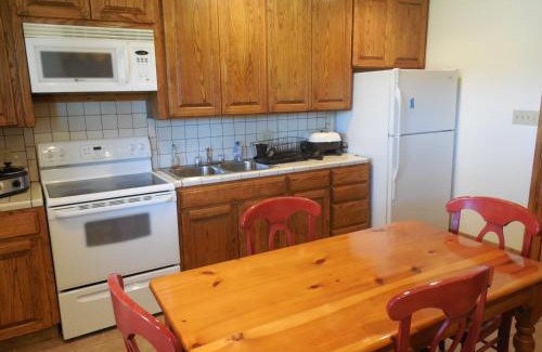 Mineola House | Dogwood Springs Lodgings