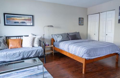 Harrison Hot Springs Apartment | Dogwood Suite 2 Beds and Walkable to Lake