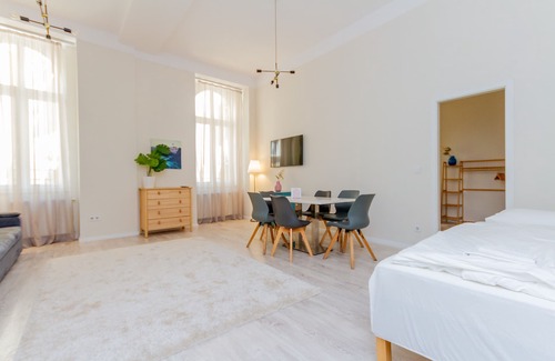 Palace District Apartment | Dohany Str. Downtown