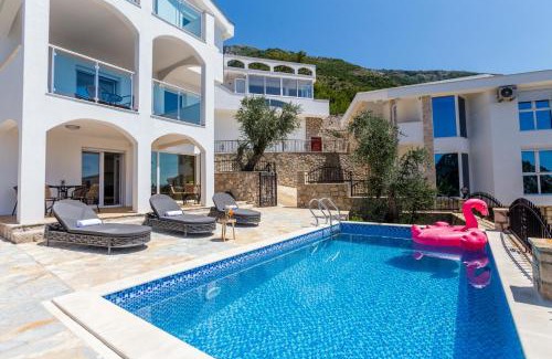 Zgrade Villa | Dolaca Villas