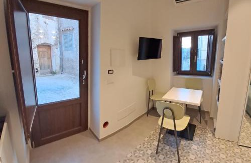 Isnello Apartment | Dolce-Giardino