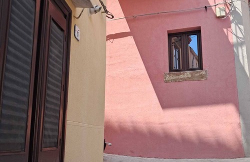 Isnello Apartment | Dolce-Giardino Studio