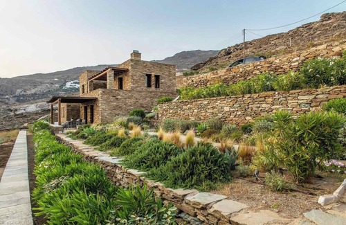 Exomvourgo Villa | Dolce Villa Tinos Kardiani in Stone & Sunset Views