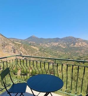 Isnello Apartment | Dolce-Vista