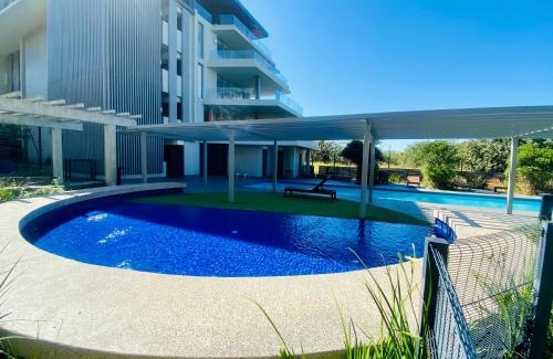 Hillhead Apartment | Dolce vita luxurious apartment