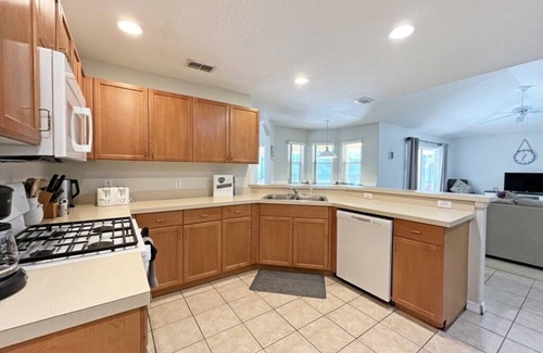 Tuscan Ridge House | Dolcetto Den - 4 bedroom pool home with hot tub and games room