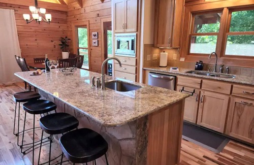 Franklin House | Dolly's Ridge Perfect Mountain Getaway
