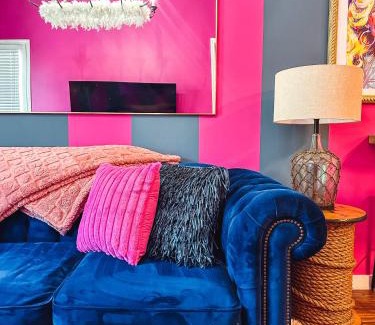 North Nashville House | Dolly's Yacht Club - Cozy Retreat Near Broadway