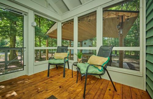 Fennville House | Dollybrook 2 Pet Friendly Community Pool Groups Welcome
