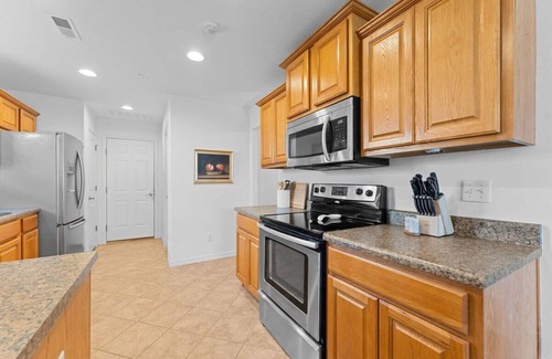 Branson Theater District House | Dollys Stampede House! New, Hot tub, Gameroom