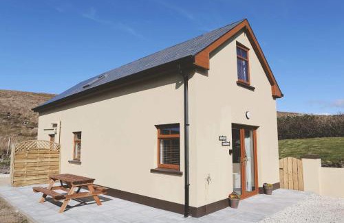 Glencolmcille House | Dolmen Cottage