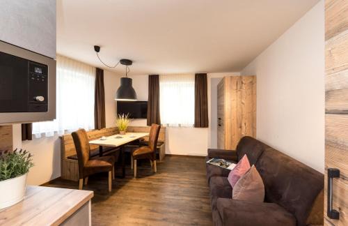 San Candido Apartment | Dolomite Apartments - by Familiaris
