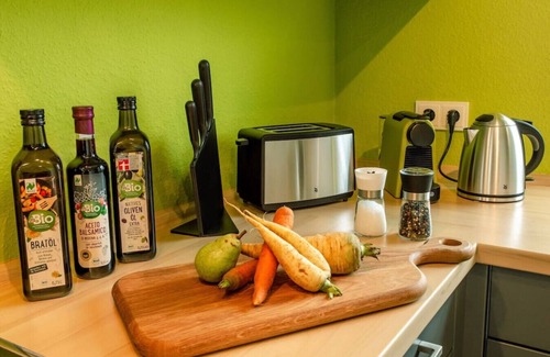 Gerolstein House | Dolomites Bungalow Eifelsteig w/view Terrace & BBQ