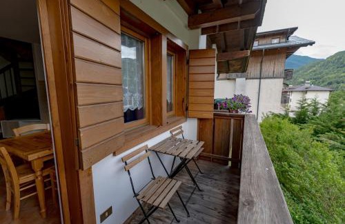 Borca di Cadore Apartment | Dolomiti Skyview Duplex - 15 minutes from Cortina