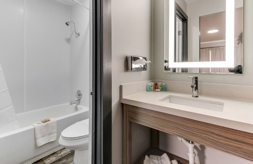 Lewis Hotel | Dolores Mountain Inn