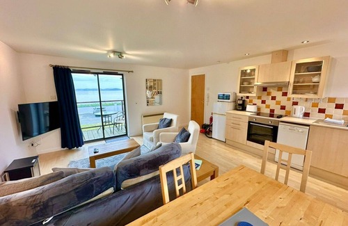 Ardersier Apartment | Dolphin Bay - Lovely 2 Bedroom Apartment