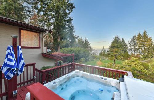 Regional District of Nanaimo House | Dolphin House