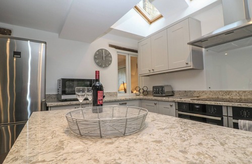 Burford House | Dolphin House