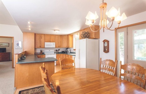 Haines House | Dolphin House