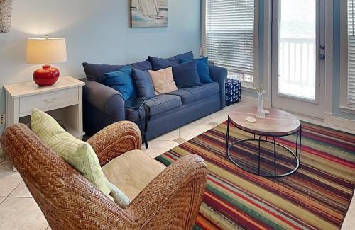 Galveston Apartment | Dolphin Lair