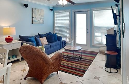 Galveston Apartment | Dolphin Lair
