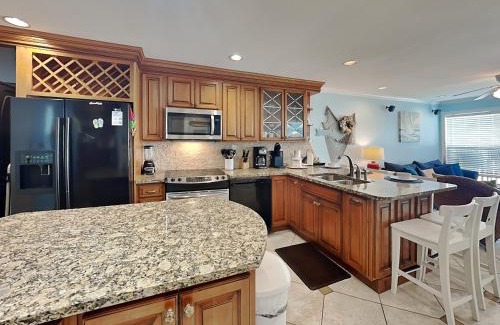 Galveston Apartment | Dolphin Lair