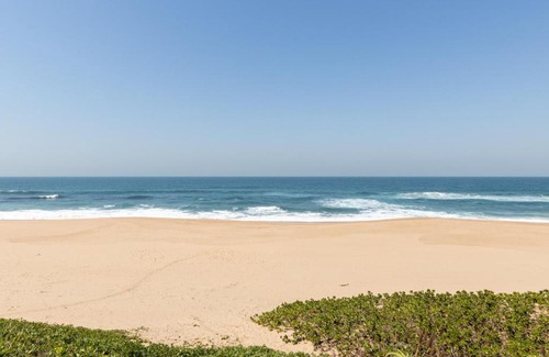 Zinkwazi Beach House | Dolphin View
