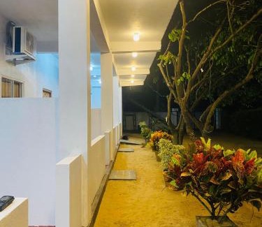 Etalai House | Dolphin Village