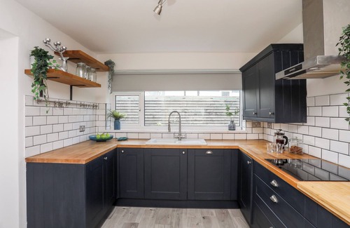 Menai Bridge Cottage | Dolwyn