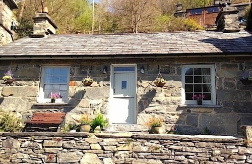 Maentwrog Cottage | Dolydd - Romantic Cottage In Maentwrog Village