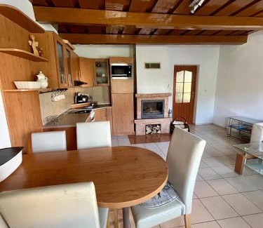 Ivachnova House | Domček s tenisovým kurtom v srdci Liptova