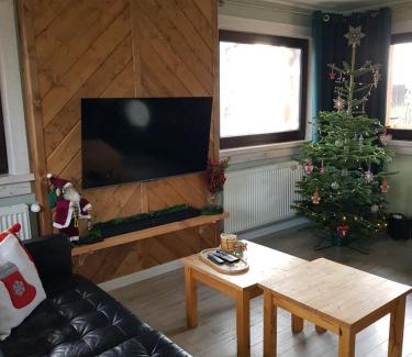 Czerwienne House | Dom Górski Klimat-Willa 160 m2 z wewnętrzną sauną fińską, zniżki do Term Gorący Potok