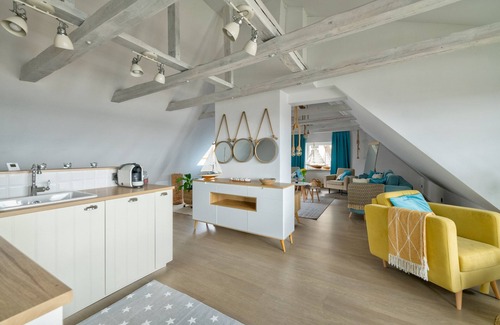 Orlowo Apartment | Dom & House - Apartament Orłowskie Molo