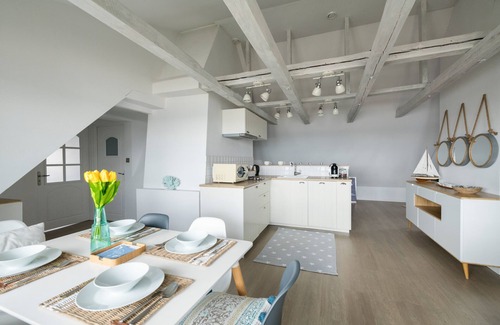 Orlowo Apartment | Dom & House - Apartament Orłowskie Molo