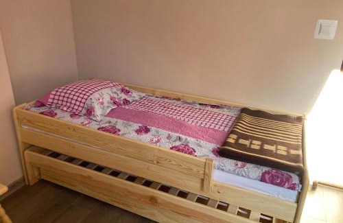 Czarna House | Dom Młodzieżowy w Polanie