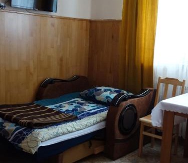 Czarna House | Dom Młodzieżowy w Polanie