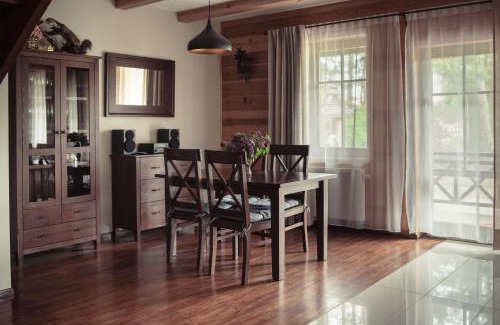Plaska House | Dom pod Sosnami