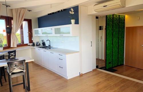 Jastarnia Apartment | Dom Zdrojowy apartament "Widokowy"
