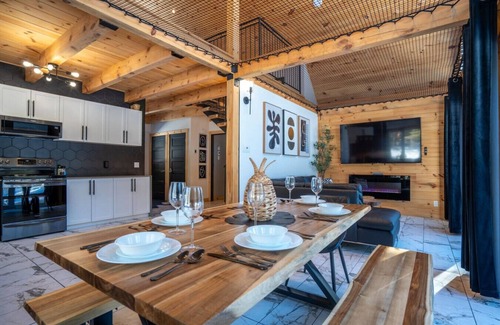 Matawinie Regional County Municipality Apartment | Domaine des Pins |Beach |HotTub & Sauna| 4 Chalets