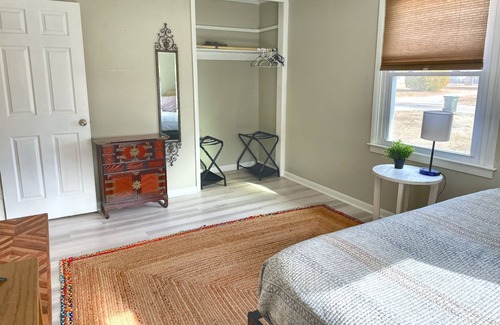 Fayetteville House | Doma sleeps up to 6 guests