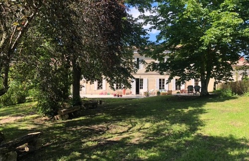 Saint-Sulpice-et-Cameyrac House | DOMAINE DU MOULIN D'ANDRAUT Bordeaux-horses-golf-St Emilion