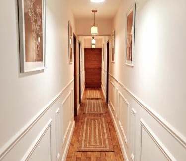 Saint-Quentin-sur-le-Homme Apartment | Domaine de L'isle Maniere