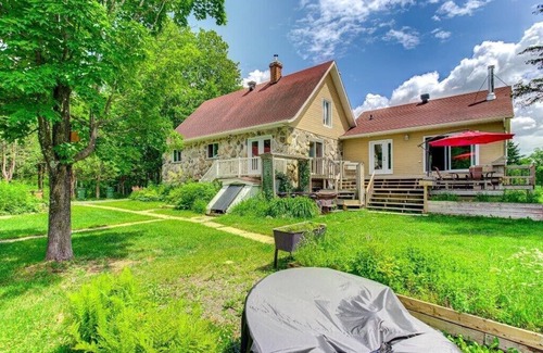 Val-Alain House | Domaine 4 Chutes Val-alain 5 min du Camping Lac-george 30 min des Ponts Québec