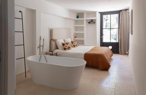 Saint-Cezaire-sur-Siagne House | Domaine de la Xavolière