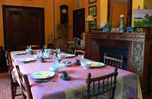Viarmes Bed & Breakfast | Domaine de Beauvilliers