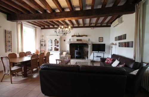 Averdon Bed & Breakfast | Domaine de Champouteau - Gîtes et Chambres d'hôtes