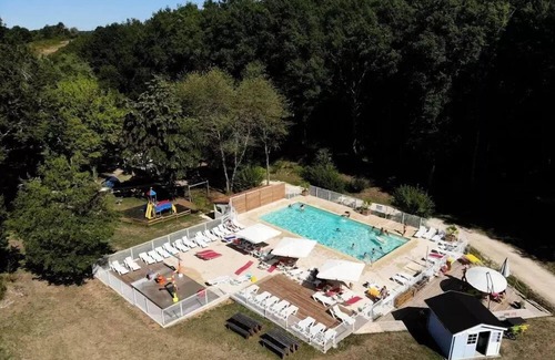 St-Sulpice-de-Mareuil House | Domaine de Corneuil * - Mobile home Premium Verveine - 2 bedrooms + terrace 11.25 m2 6 people